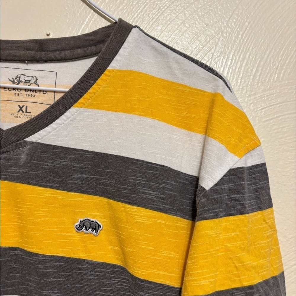 Ecko Unlimited Yellow and Gray Short Sleeve Tee - Picture 5 of 7